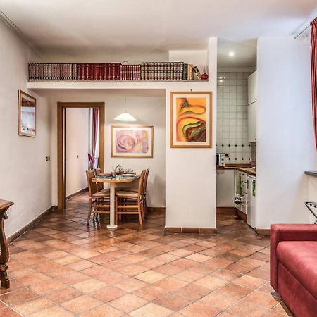 Cozy Flat In Trevi Fountain Apartment Roma Exterior foto