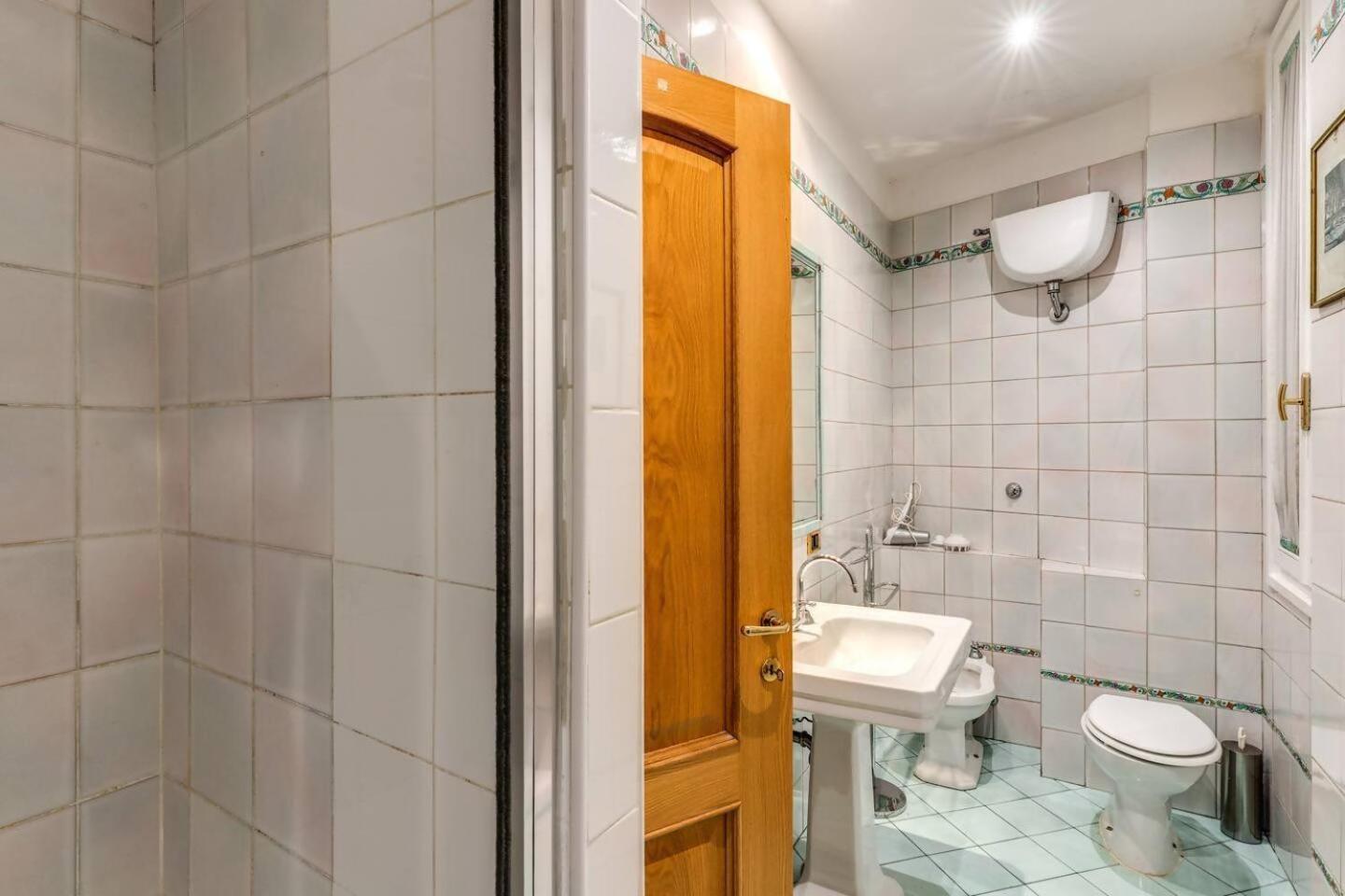 Cozy Flat In Trevi Fountain Apartment Roma Exterior foto