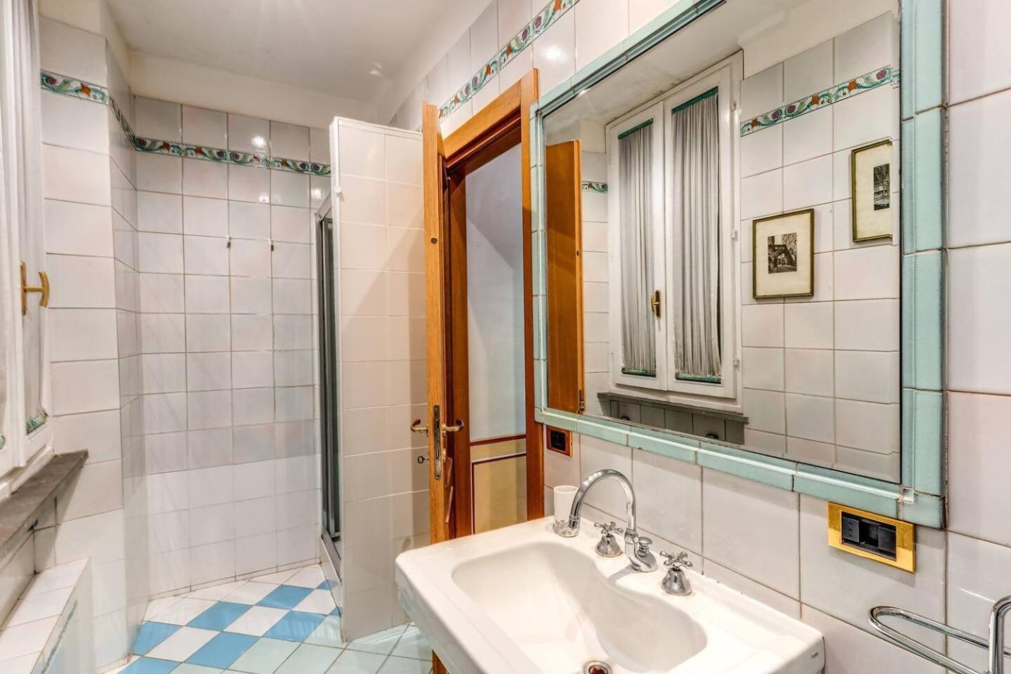 Cozy Flat In Trevi Fountain Apartment Roma Exterior foto