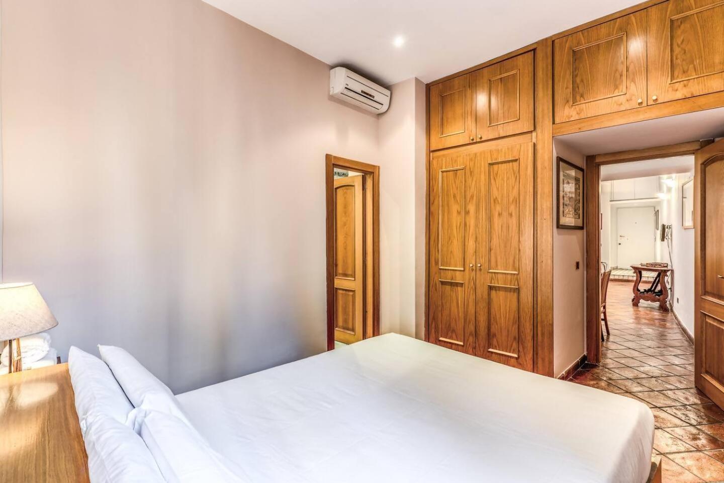 Cozy Flat In Trevi Fountain Apartment Roma Exterior foto