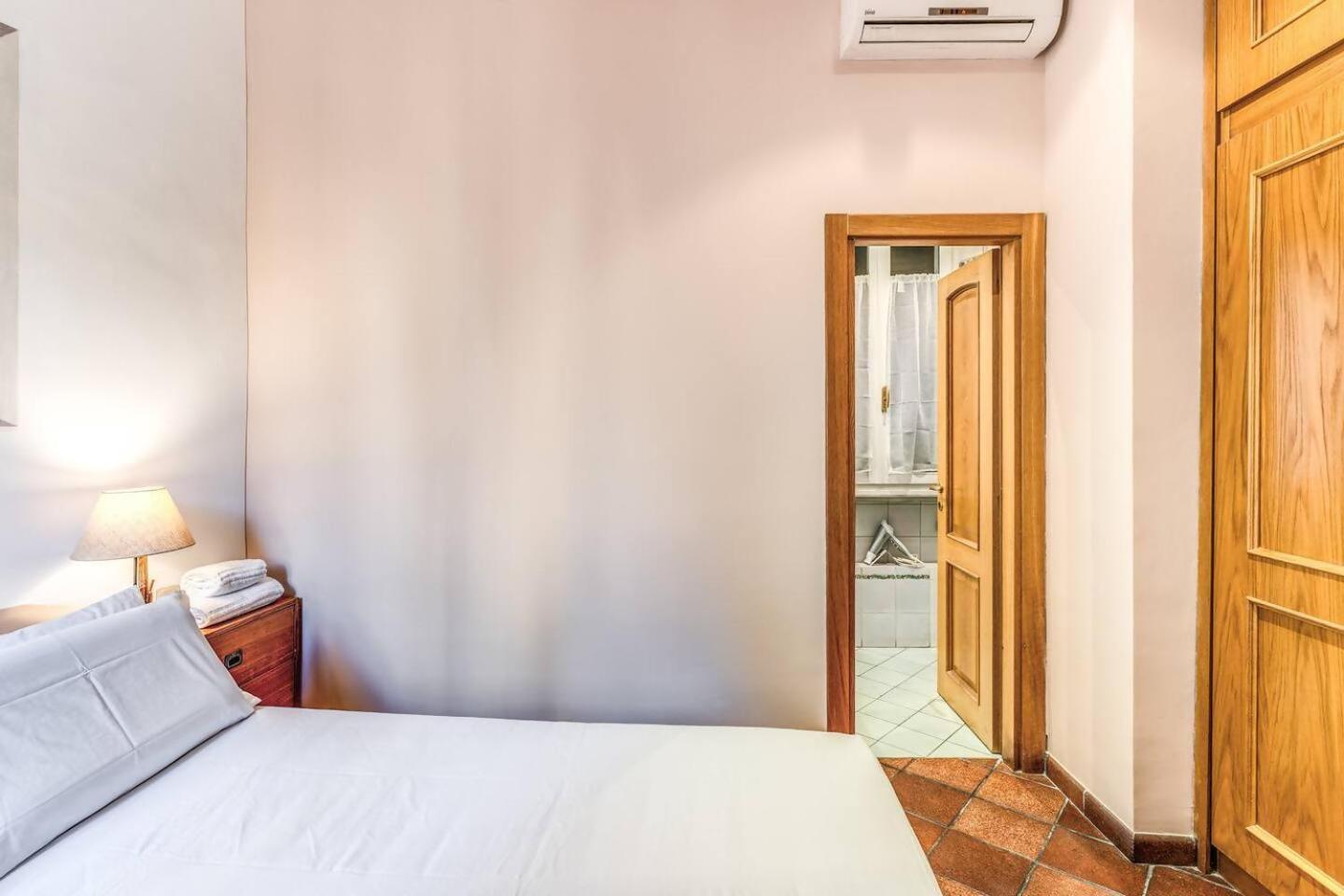 Cozy Flat In Trevi Fountain Apartment Roma Exterior foto